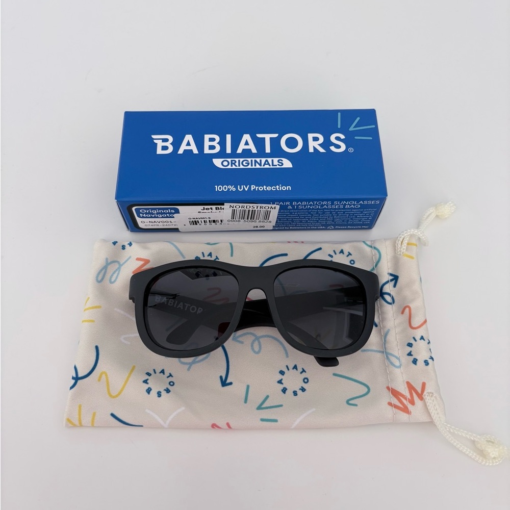🕶️Babiators Jet Black Navigator Infant Sunglasses with Smoke Lenses NIB